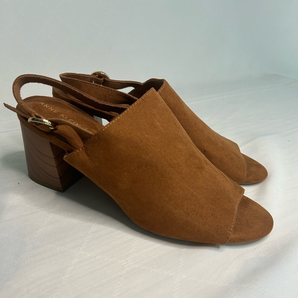 ANNE KLEIN - Rella Faux Suede Open Toe Slingback Heels Size 9